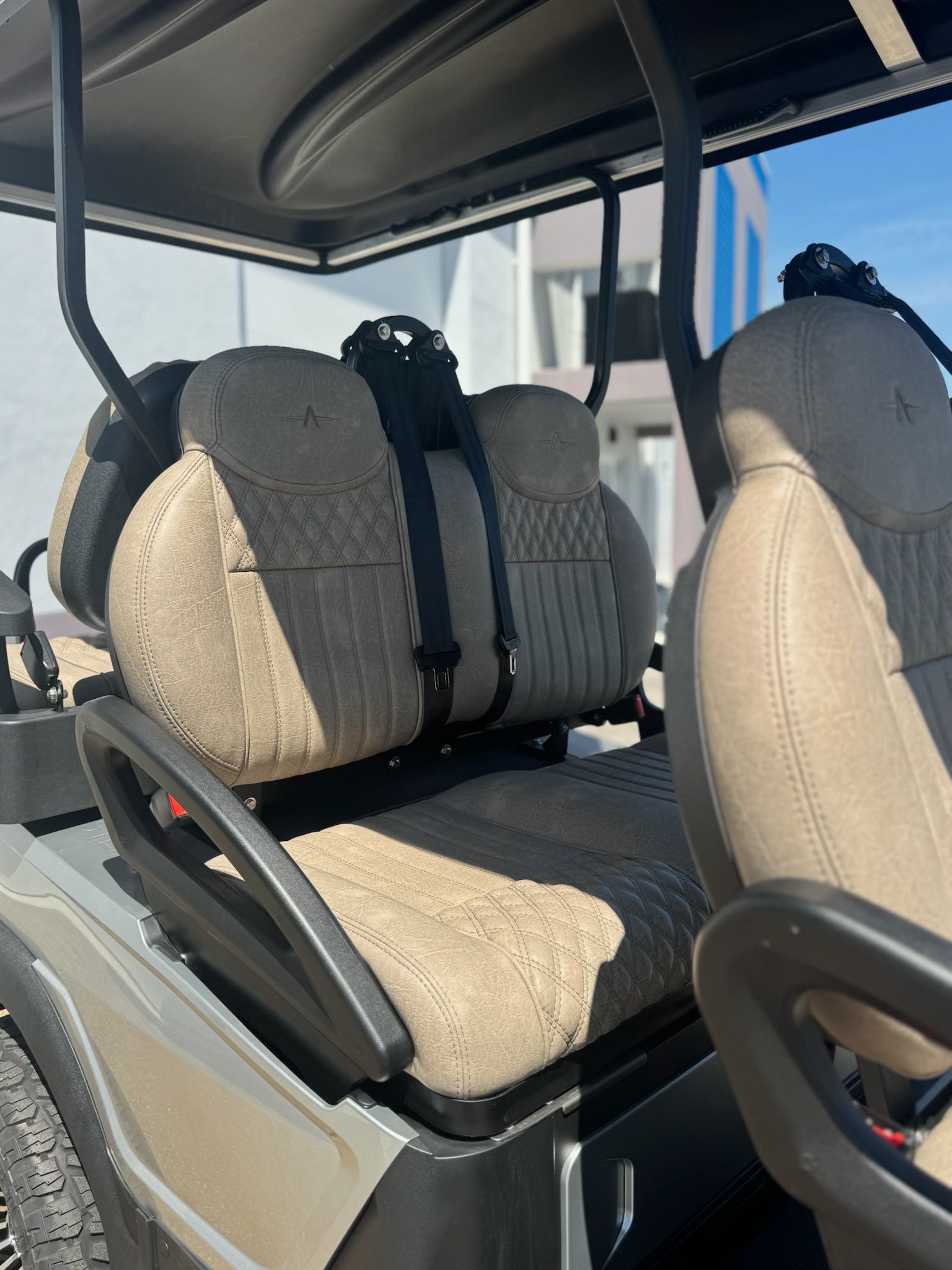 Luxury 6-Passenger Golf Cart | 2026 Atlas